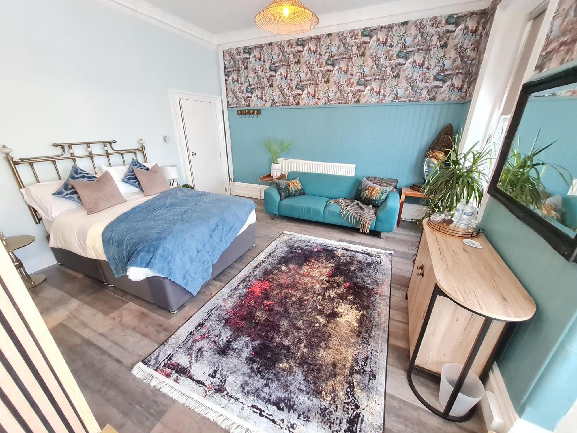 Lemur Lodge - Boutique Apartments - Short Stroll To The Beach Борнмут Экстерьер фото